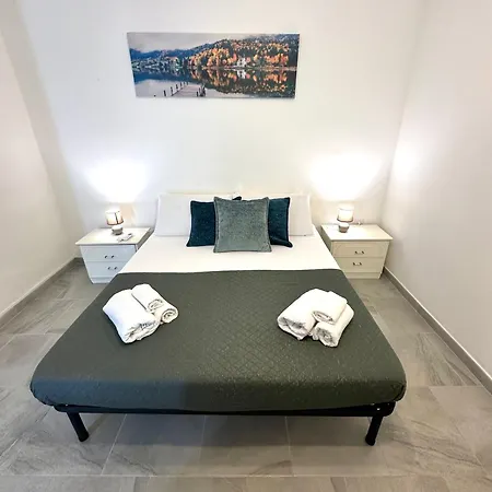 住宿加早餐酒店 Garden House - Near Bus Stop To Beaches & Airport 3*