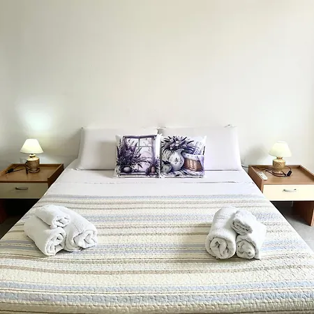 Bed & Breakfast Garden House